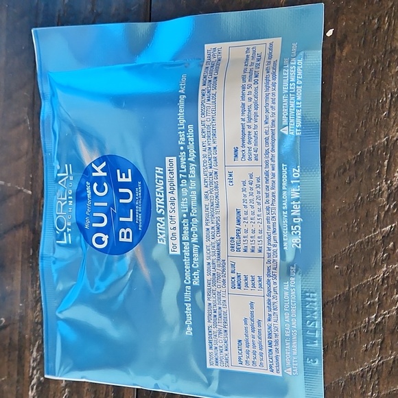 2 boxes of L'OREAL QUICK BLUE BLEACH (each box has 12 individual packages) - Picture 6 of 10